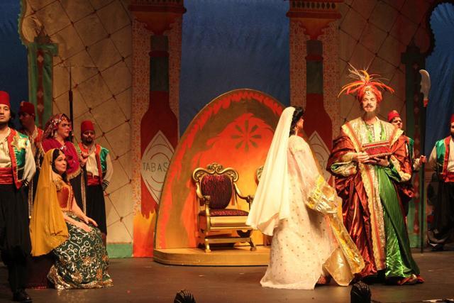 Betsy Uschkrat as Fatima and Kennety Weber as the Bey (Sultan) of Tangier, perform during the New Orleans Opera's dress rehearsal. (AP) Betsy Uschkrat as Fatima and Kennety Weber as the Bey (Sultan) of Tangier, perform during the New Orleans Opera's dress rehearsal. (AP)