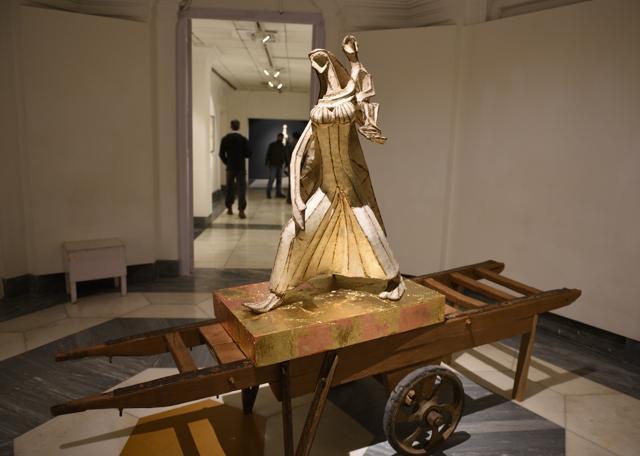 Spirit of Work: A welded rod with Plaster of Paris work that brings together the spirit of work and motherhood. (Arvind Yadav/HT PHOTO) Spirit of Work: A welded rod with Plaster of Paris work that brings together the spirit of work and motherhood. (Arvind Yadav/HT PHOTO)