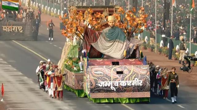 A tableau from Jammu and Kashmir at Rajpath in New Delhi on Friday. (Doordarshan)