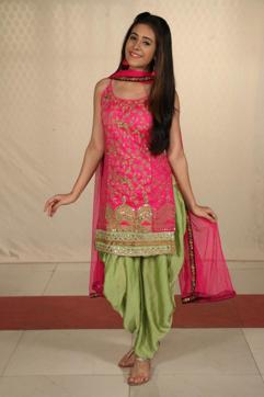 Aired on SAB TV, Jijai Chhat Par Hain is a comedy show.