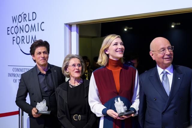 Shah Rukh Khan, Schwab Foundation for Social Entrepreneurship Chairperson and Co-Founder Hilde Schwab, Australian actor Cate Blanchett and Founder and Executive Chairman of the World Economic Forum (WEF) Klaus Schwab pose after the Crystal Award ceremony ahead of the World Economic Forum (WEF) 2018 annual meeting, on January 22, 2018 in Davos, eastern Switzerland. (AFP) Shah Rukh Khan, Schwab Foundation for Social Entrepreneurship Chairperson and Co-Founder Hilde Schwab, Australian actor Cate Blanchett and Founder and Executive Chairman of the World Economic Forum (WEF) Klaus Schwab pose after the Crystal Award ceremony ahead of the World Economic Forum (WEF) 2018 annual meeting, on January 22, 2018 in Davos, eastern Switzerland. (AFP)