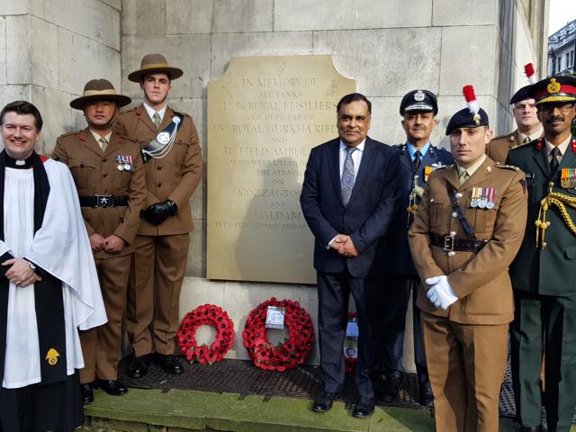 Indian high commissioner YK Sinha (centre) with rector David Ingall (extreme left) with British and Indian officers Brigadier VM Bhuvana Krishnan (extreme right) and air commodore Anil Sabharwal at the memorial on February 1, 2018. (HT Photo) Indian high commissioner YK Sinha (centre) with rector David Ingall (extreme left) with British and Indian officers Brigadier VM Bhuvana Krishnan (extreme right) and air commodore Anil Sabharwal at the memorial on February 1, 2018. (HT Photo)