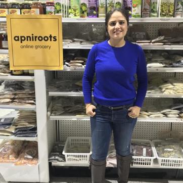 Gurpreet Singh, apniroots co-founder, at the online outlet’s warehouse in a suburb of Toronto. (Image courtesy: apniroots.com) Gurpreet Singh, apniroots co-founder, at the online outlet’s warehouse in a suburb of Toronto. (Image courtesy: apniroots.com)