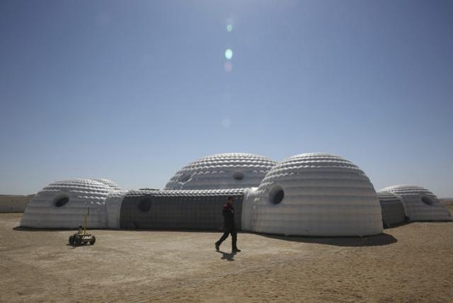 A 2.4-ton inflated habitat used by the AMADEE-18 Mars simulation in the Dhofar desert of southern Oman. (AP Photo)