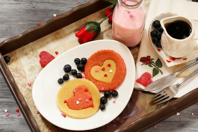 Make these heart-shaped pancakes for your parents on Valentine’s Day. (Shutterstock)