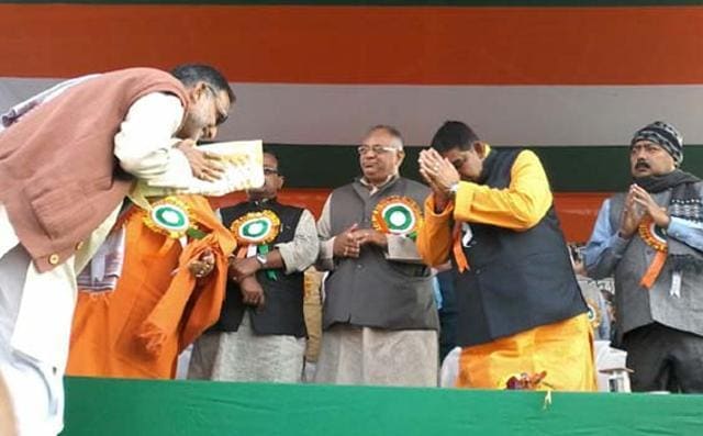 Birbhum TMC district chief Anubrata Mondal (second from right) with minister Chandra Nath Sinha at a priests’ rally in January. (HT File Photo)