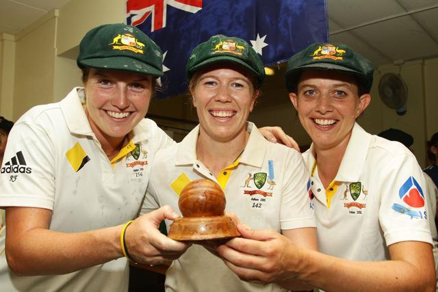 (Left to right) Rene Farrell, Alex Blackwell and Sarah Elliott of Australia pose with the Ashes trophy at Bankstown Oval on January 25, 2011 in Sydney. (Getty Images) (Left to right) Rene Farrell, Alex Blackwell and Sarah Elliott of Australia pose with the Ashes trophy at Bankstown Oval on January 25, 2011 in Sydney. (Getty Images)
