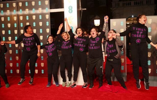 AQ group of protesters jump on the red carpet at the British Academy of Film and Television Awards (BAFTA) at the Royal Albert Hall in London, Britain, February 18, 2018. (REUTERS) AQ group of protesters jump on the red carpet at the British Academy of Film and Television Awards (BAFTA) at the Royal Albert Hall in London, Britain, February 18, 2018. (REUTERS)