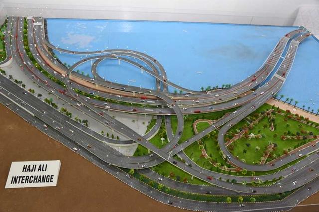 The Hajo Ali section of the road. (HT Photo) The Hajo Ali section of the road. (HT Photo)