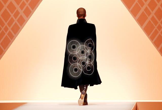 A model presents a creation from the Fendi Autumn/Winter 2018 women collection during Milan Fashion Week in Milan, Italy. (REUTERS/Tony Gentile)