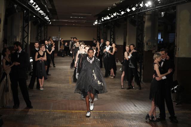 Models wear creations as part of the Antonio Marras women's Fall/Winter 2018-2019 collection. (AP/Antonio Calanni) Models wear creations as part of the Antonio Marras women's Fall/Winter 2018-2019 collection. (AP/Antonio Calanni)