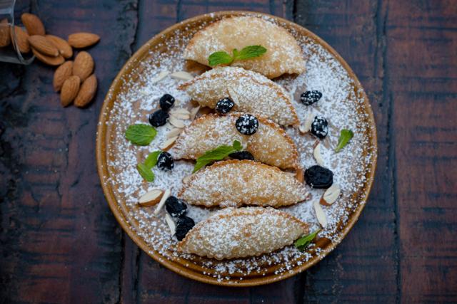 Monkey Gujiya (HTPHOTO)