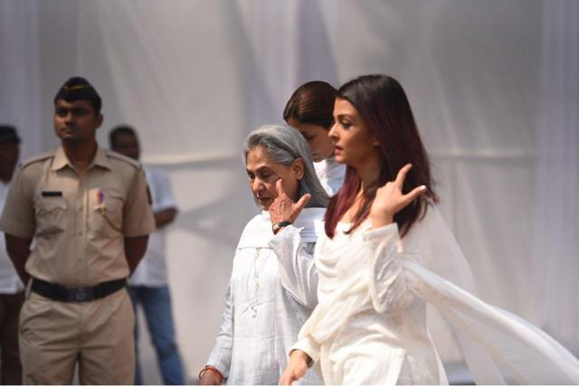 Aishwarya with her mother-in-law Jaya Bachchan. (HT Photo) Aishwarya with her mother-in-law Jaya Bachchan. (HT Photo)