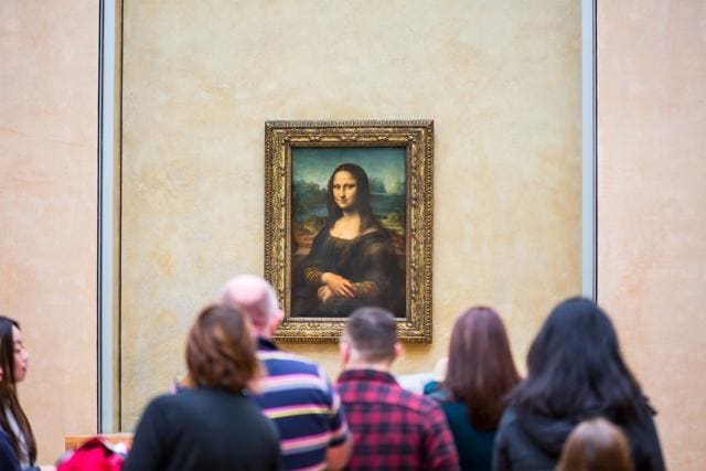Visitors at the Denon Wing in Louvre, which is home to the museum’s most iconic masterwork, the Mona Lisa. (Shutterstock) Visitors at the Denon Wing in Louvre, which is home to the museum’s most iconic masterwork, the Mona Lisa. (Shutterstock)