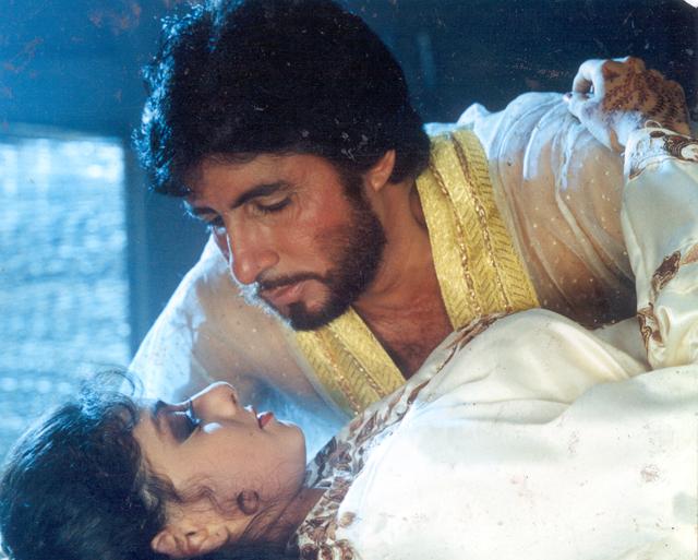 Sridevi and Amitabh Bachchan in Khuda Gawah