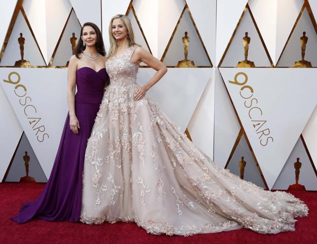 Ashley Judd and Mira Sorvino. (REUTERS) Ashley Judd and Mira Sorvino. (REUTERS)