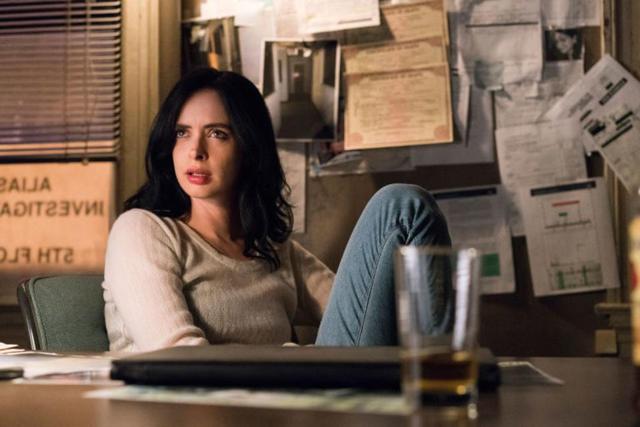 Krysten Ritter in Jessica Jones 2. Krysten Ritter in Jessica Jones 2.