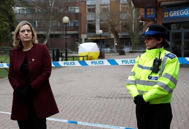British home secretary Amber Rudd visits the scene where Sergei Skripal and his daughter Yulia were found after having been poisoned by a nerve agent in Salisbury, Britain, on March 9, 2018. (Reuters)