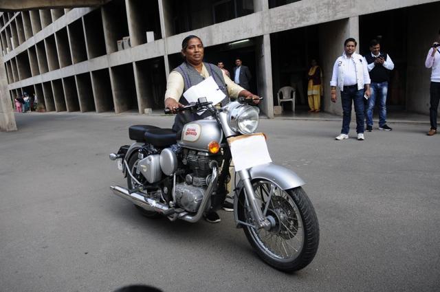 Congress MLA Shakuntla Khatak and her Bullet. (HT Photo) Congress MLA Shakuntla Khatak and her Bullet. (HT Photo)