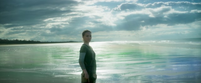 Annihilation is imaginatively shot by Alex Garland’s Ex Machina cinematographer, Rob Hardy. (Netflix) Annihilation is imaginatively shot by Alex Garland’s Ex Machina cinematographer, Rob Hardy. (Netflix)