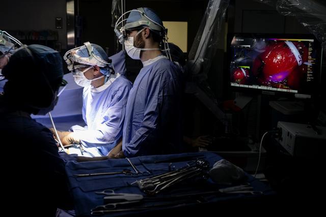 They were hidden cancers revealed by fluorescent dye, an advance that soon may transform how hundreds of thousands of operations are done each year. (AP) They were hidden cancers revealed by fluorescent dye, an advance that soon may transform how hundreds of thousands of operations are done each year. (AP)