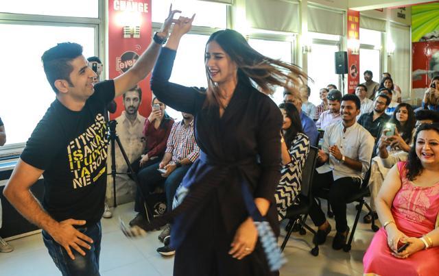 Ileana broke into an impromptu dance to the track Sanu Ik Pal Chain from Raid. (Photo: Amal KS/HT) Ileana broke into an impromptu dance to the track Sanu Ik Pal Chain from Raid. (Photo: Amal KS/HT)
