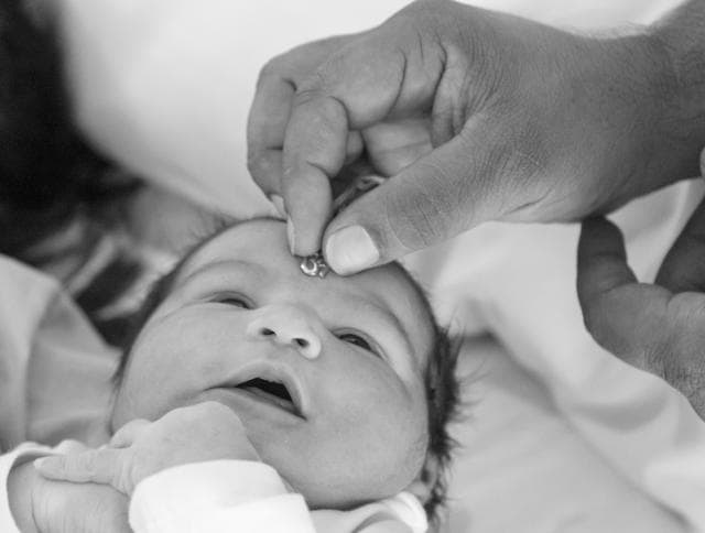 It took birth photographer Maayan Gutgold around a year to get her first client. (Maayan Gutgold) It took birth photographer Maayan Gutgold around a year to get her first client. (Maayan Gutgold)