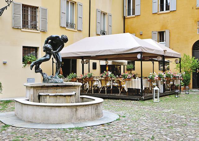 Modena boasts of lovely cafes where one can relax with a good cup of coffee (Rupali Dean) Modena boasts of lovely cafes where one can relax with a good cup of coffee (Rupali Dean)