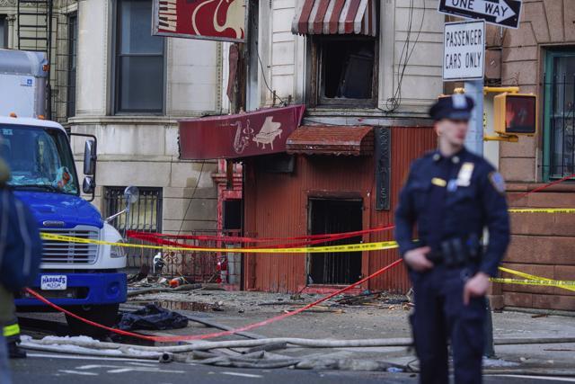 NYC firefighter dies battling blaze on Harlem set of Bruce Willis