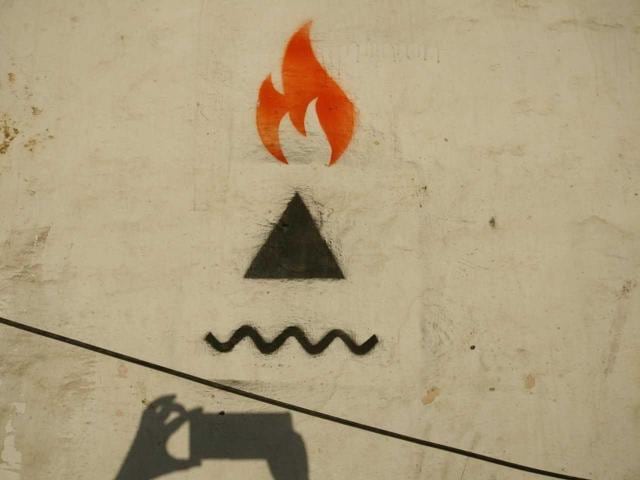 Graffiti at Kohinoor square in Dadar West. (HT Photo) Graffiti at Kohinoor square in Dadar West. (HT Photo)