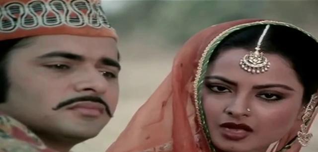 Farooque Shaikh and Rekha in a scene from Umrao Jaan. Farooque Shaikh and Rekha in a scene from Umrao Jaan.