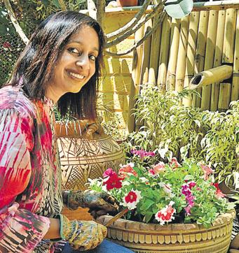 smita pandya crusaders refuse reuse