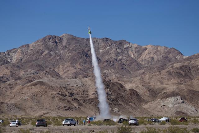 Mike Hughes’ home-made rocket launches near Amboy, California, on Saturday. (AP) Mike Hughes’ home-made rocket launches near Amboy, California, on Saturday. (AP)