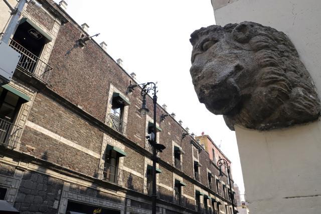 A gargoyle in the shape of a lion at the corner of Motolinia Street and Francisco Madero Avenue in Mexico City. The lion was placed here following the historic 1629 flood to mark the height the waters reached, after it rained for 36 hours, swelling the surrounding lakes and killing the majority of Mexico City's inhabitants. (AP) A gargoyle in the shape of a lion at the corner of Motolinia Street and Francisco Madero Avenue in Mexico City. The lion was placed here following the historic 1629 flood to mark the height the waters reached, after it rained for 36 hours, swelling the surrounding lakes and killing the majority of Mexico City's inhabitants. (AP)