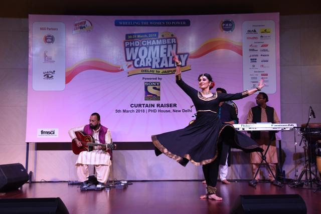 Shinjini Kulkarni, granddaughter of Pandit Birju Maharaj performs during the curtain-raiser of the PHD Chamber Women Car Rally 2018.