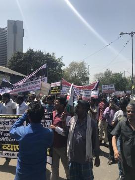 Traders start gathering at Ramlila Maidan in Delhi for the rally on Wednesday. (RItam Halder / HT) Traders start gathering at Ramlila Maidan in Delhi for the rally on Wednesday. (RItam Halder / HT)