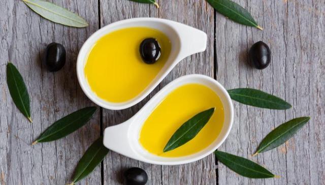 When it comes to cooking, it doesn’t seem to matter whether the olive oil is extra virgin or not. (Shutterstock) When it comes to cooking, it doesn’t seem to matter whether the olive oil is extra virgin or not. (Shutterstock)