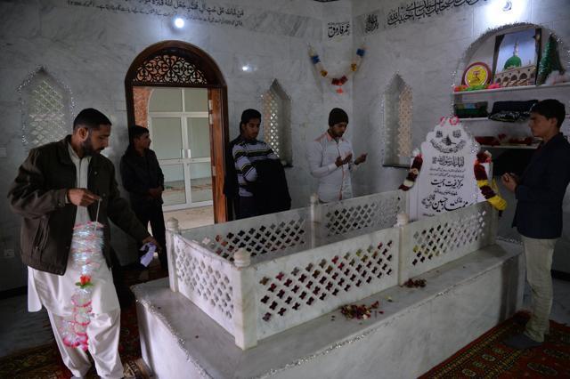 The ornate tomb of Mumtaz Qadri, who was hanged in February 2016 for murdering Salman Taseer, the governor of Punjab, who criticized Pakistan's blasphemy law and defended a Christian woman. The ornate shrine is on the outskirts of Islamabad. (AFP) The ornate tomb of Mumtaz Qadri, who was hanged in February 2016 for murdering Salman Taseer, the governor of Punjab, who criticized Pakistan's blasphemy law and defended a Christian woman. The ornate shrine is on the outskirts of Islamabad. (AFP)