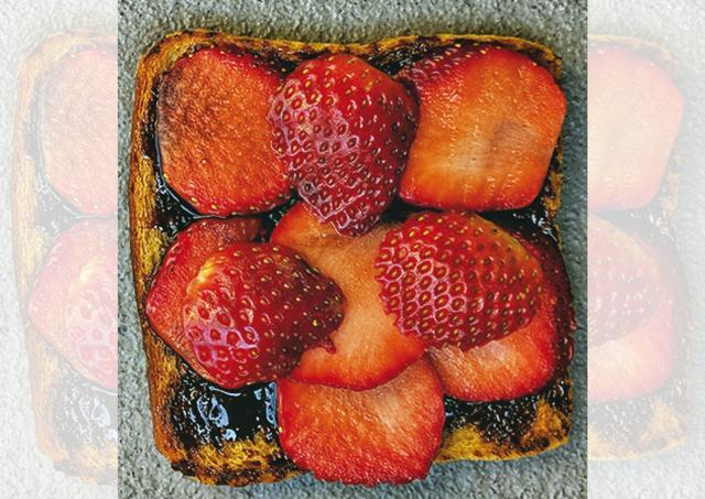 Strawberry and chocolate toastie (Gunjan Sawhney) Strawberry and chocolate toastie (Gunjan Sawhney)