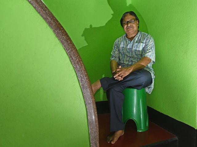 ‘These tales and folk forms are a reflection of a rich and vibrant history,’ says retired deputy inspector of schools, Madhup De, ‘one that has been undermined by the Maoist-affected region’s history of instability and violence.’ (Vipin Kumar / HT Photo)