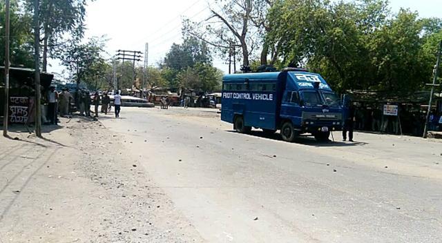 Curfew after unrest in Hindaun City of Karauli on Tuesday. (HT Photo) Curfew after unrest in Hindaun City of Karauli on Tuesday. (HT Photo)