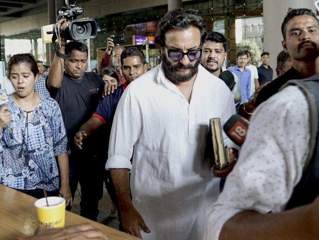 Saif Ali Khan arrive at Mumbai airport after been acquitted in the black buck killing case in Mumbai, India, on Thursday. (Hindustan Times) Saif Ali Khan arrive at Mumbai airport after been acquitted in the black buck killing case in Mumbai, India, on Thursday. (Hindustan Times)