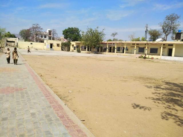 The school’s condition four years ago. (HT Photo) The school’s condition four years ago. (HT Photo)