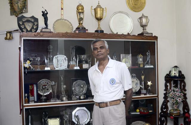 Class A coach Col AK Majumdar (retd) at his residence in Bavdhan. (Ravindra Joshi/HT PHOTO) Class A coach Col AK Majumdar (retd) at his residence in Bavdhan. (Ravindra Joshi/HT PHOTO)