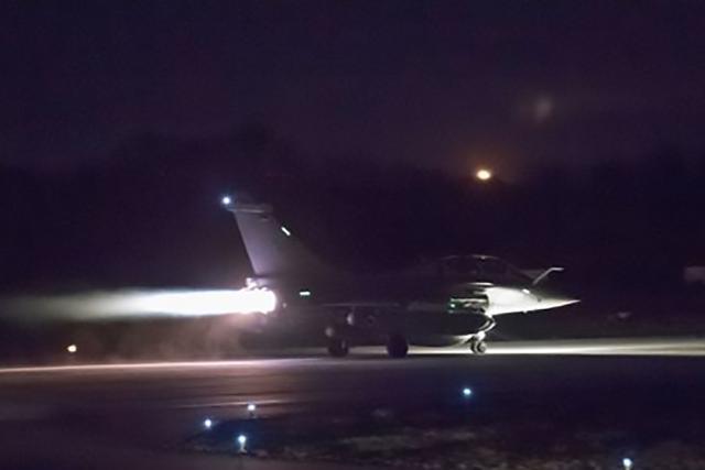This photograph obtained April 14, 2018 from the Twitter account of French defence minister, Florence Parly, shows French military aircraft ahead of strikes on Syrian military bases and research centres in Damascus. (AFP Photo)
