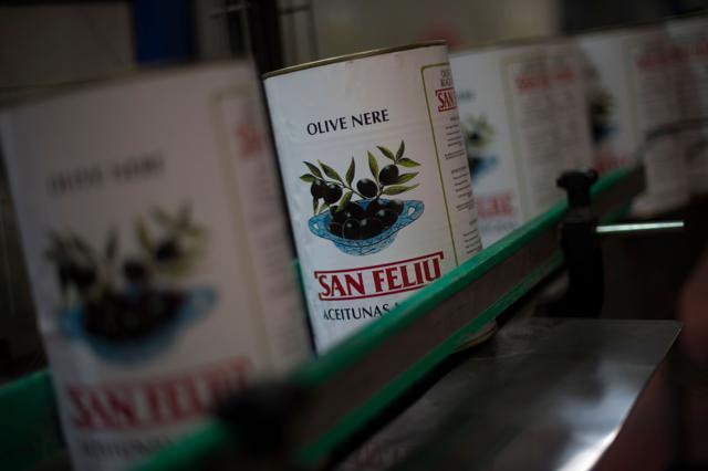 A can of black olivs is pictured at the "Agro Sevilla" olive factory in La Roda de Andalucia on April 12, 2018. (AFP) A can of black olivs is pictured at the "Agro Sevilla" olive factory in La Roda de Andalucia on April 12, 2018. (AFP)