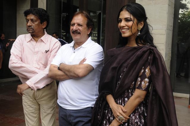 Majid Majidi (C) during a press conference with actor Goutam Ghose and Malavika Mohanan. (Photo by Samir Jana/ Hindustan Times) Majid Majidi (C) during a press conference with actor Goutam Ghose and Malavika Mohanan. (Photo by Samir Jana/ Hindustan Times)