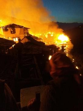 As many as 40 houses were gutted in the fire. (HT Photo)