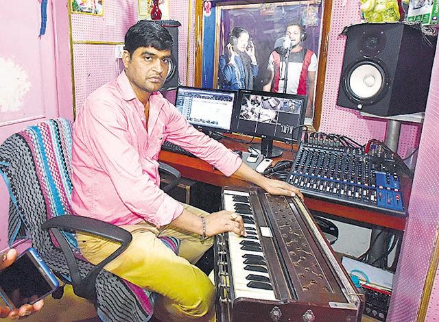 Bipin Bihari, who runs Sanjivani Studio in east Delhi’s Ganesh Nagar. (Raj K Raj/HT Photo)
