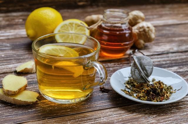 Lemon, ginger and honey are a great combination to ward off common cough and cold. (Shutterstock)